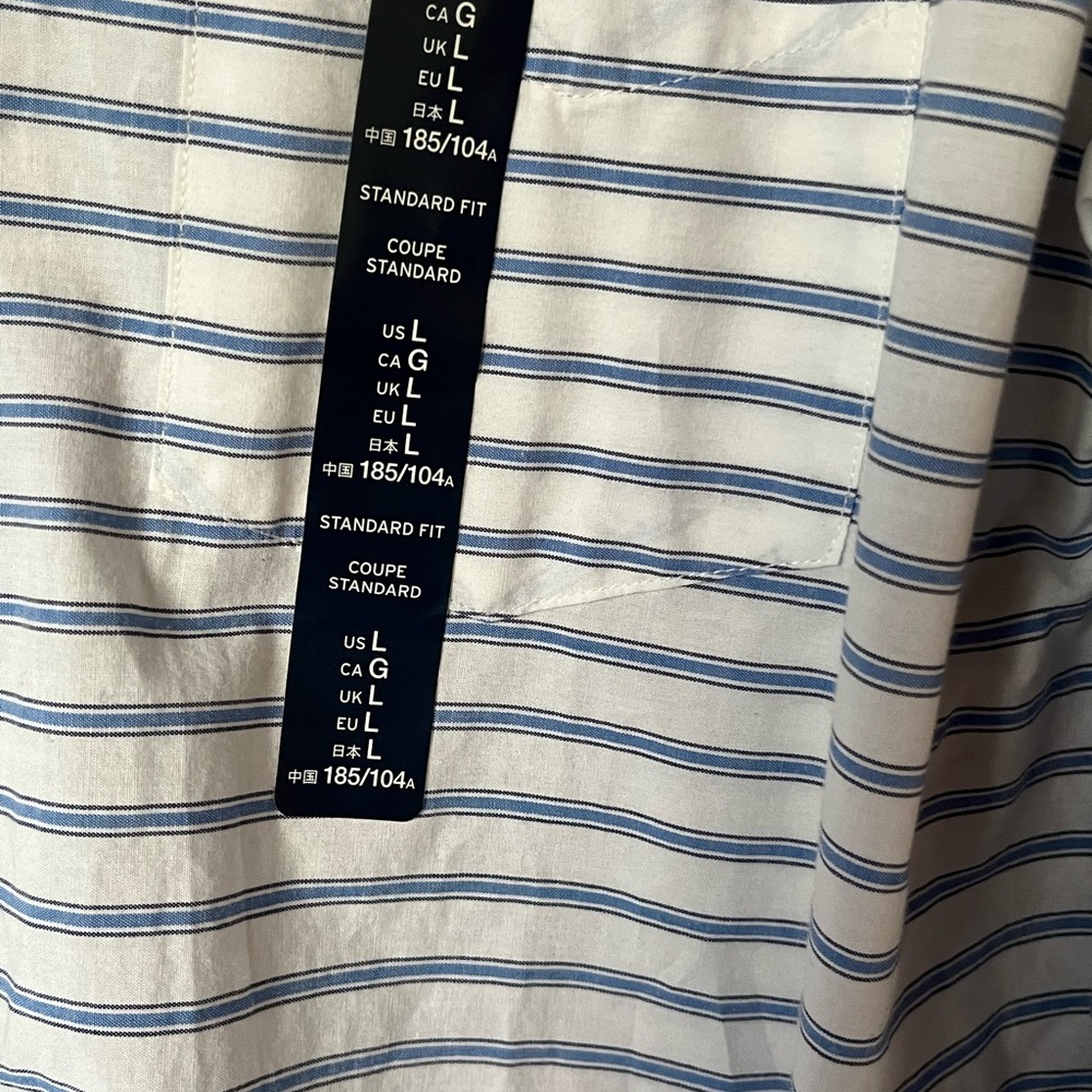 Gap summer long sleeve button down shirt Size L. New with tags - Picture 2 of 2